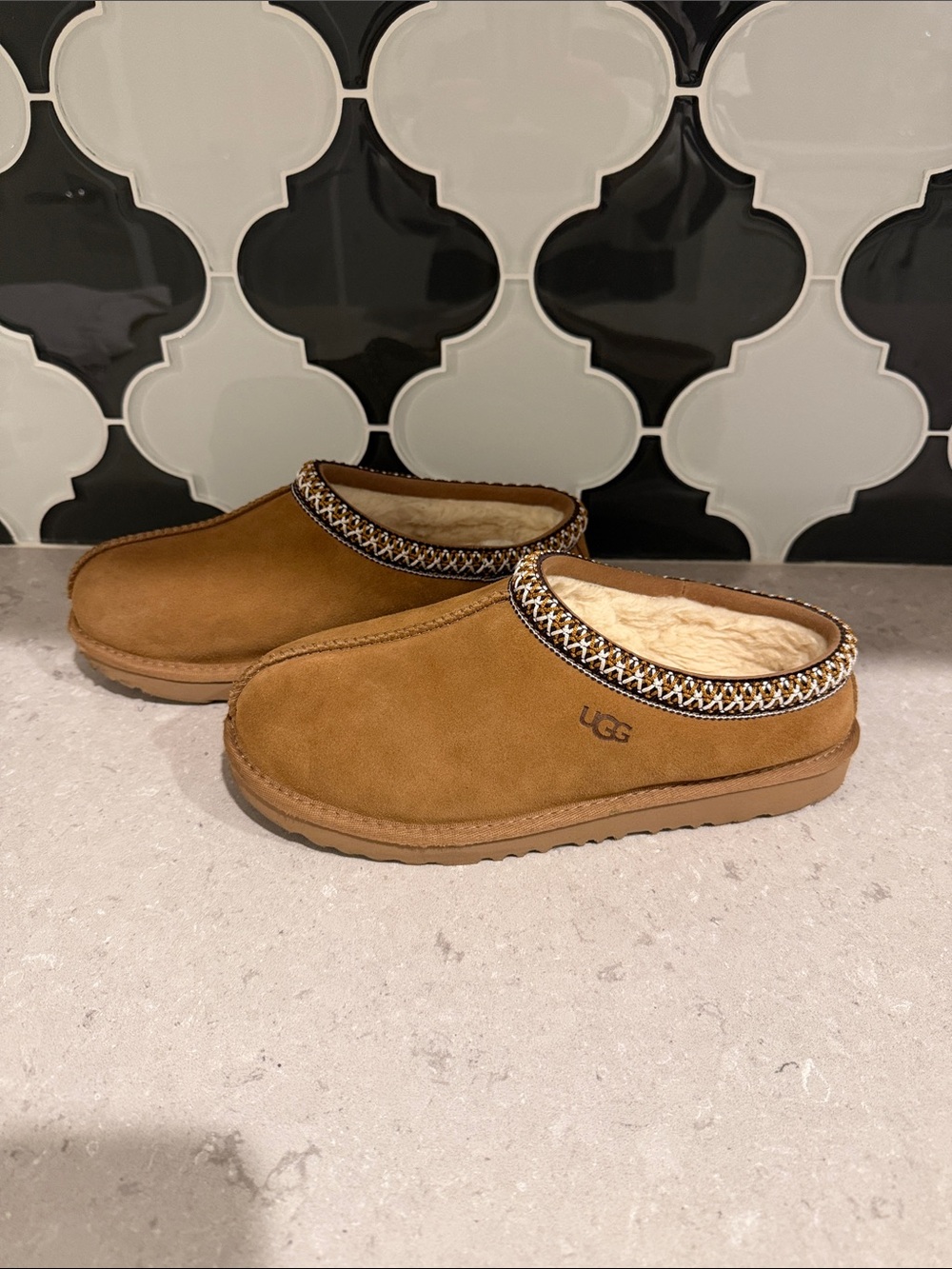 UGG Tasman. Big kid size 5. Great condition!!!